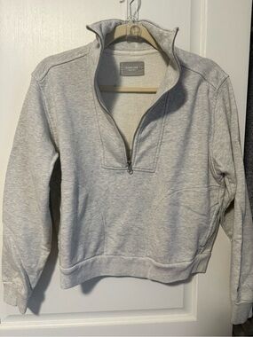 Everlane | The Track Half Zip | Light Heather Grey | SM